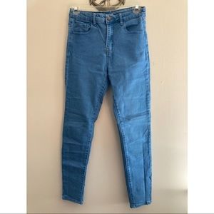 Forever 21 Women Stretchy blue high waisted jean size 27